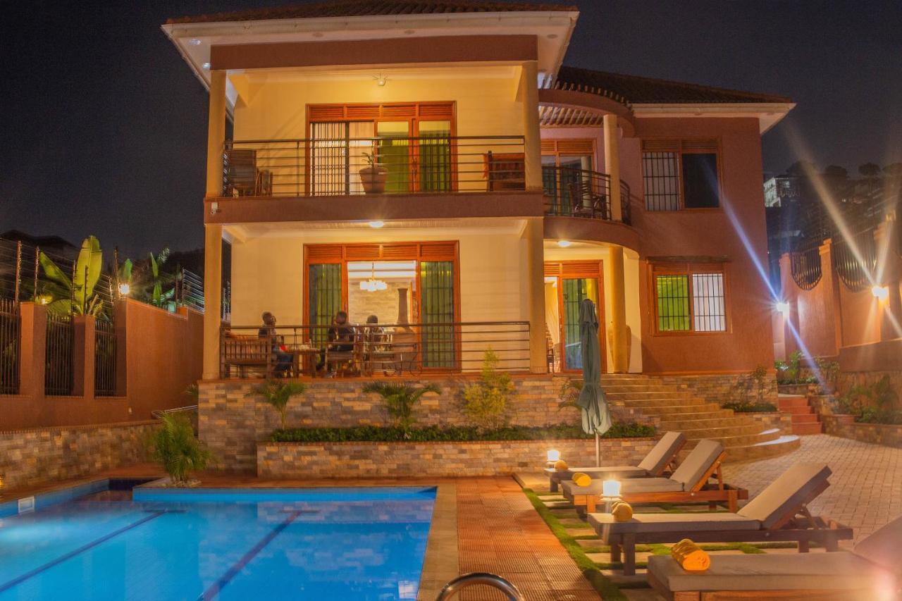 Savannah Suites Lubowa Exterior foto
